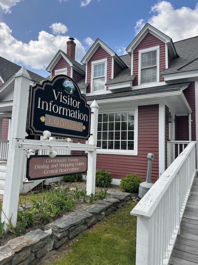 The Stowe Visitor's Center has public restrooms and offers info inside for tourists. 